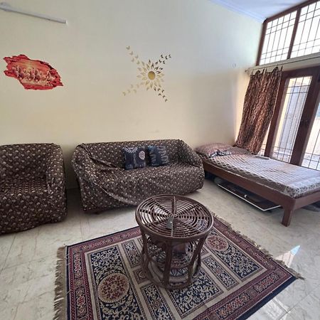 Birds Nest Bed & Breakfast New Delhi Eksteriør bilde