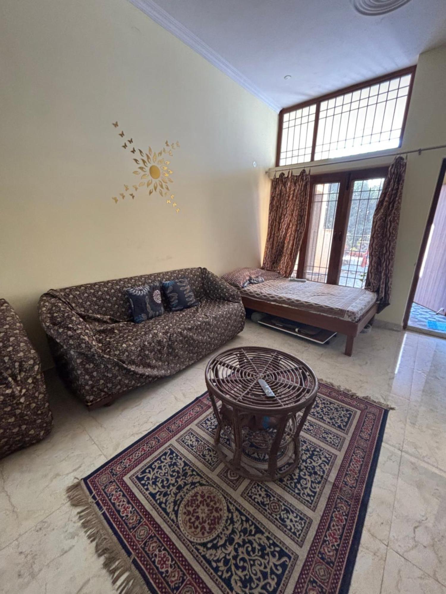 Birds Nest Bed & Breakfast New Delhi Eksteriør bilde